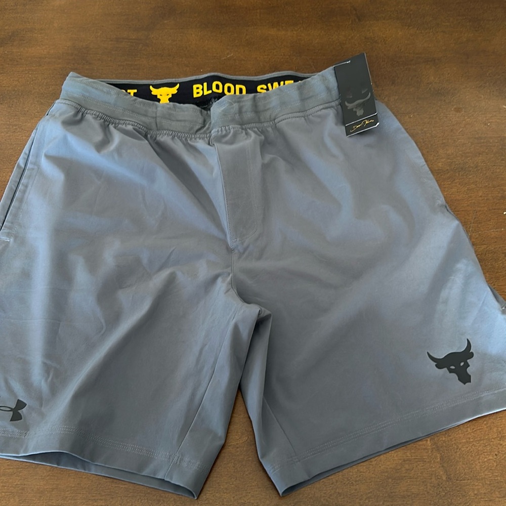Underarmour HeatGear shorts NWT